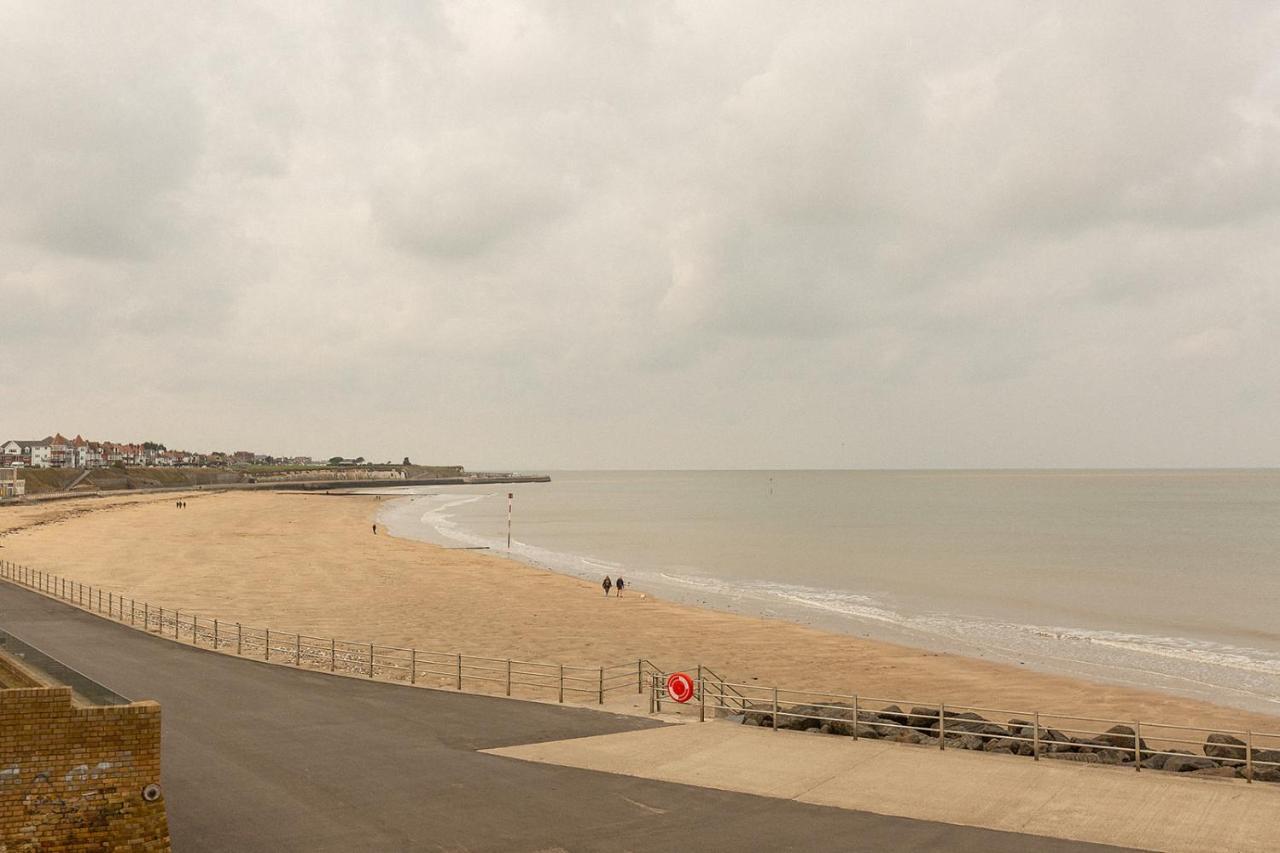 Appartement Funky Flat In Margate'S Westbrook Bay Extérieur photo
